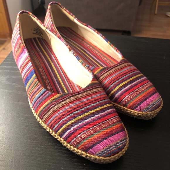 Brightly colored slip on shoes by Beacon - Picture 1 of 9